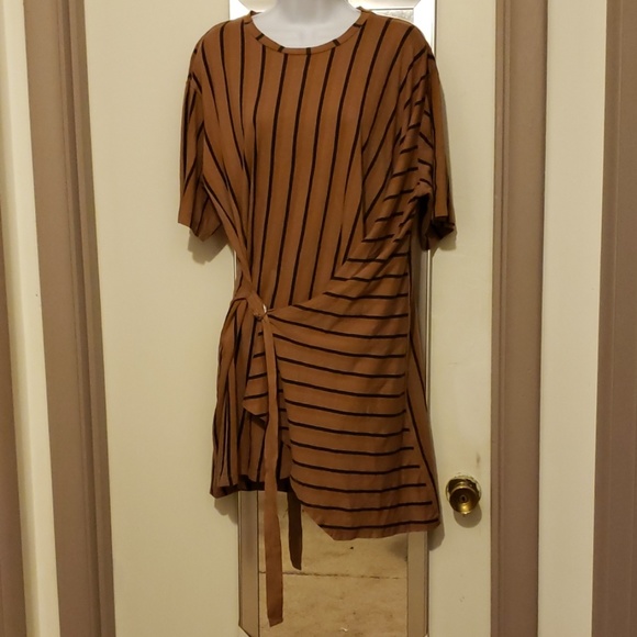 Zara Dresses & Skirts - Dress